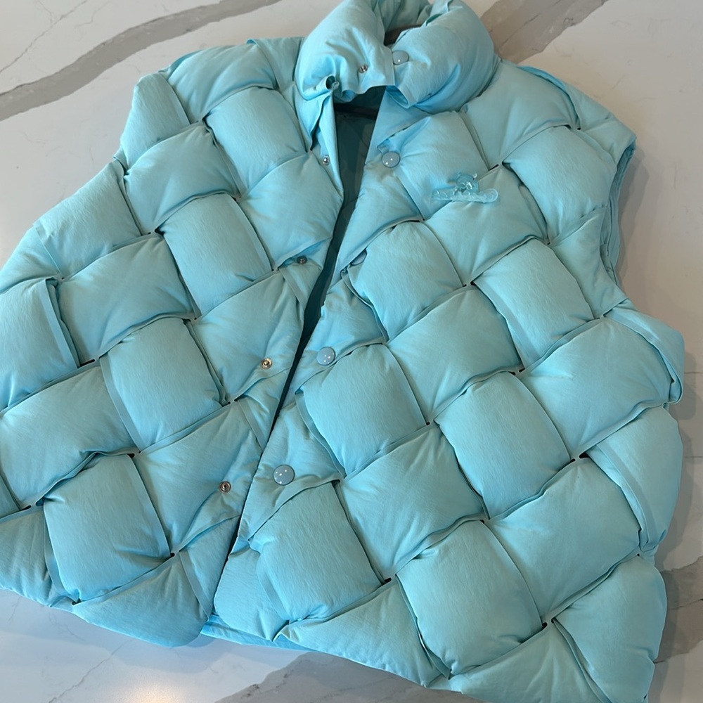 Men’s Bottega Veneta Tech Nylon padded down vest sz M